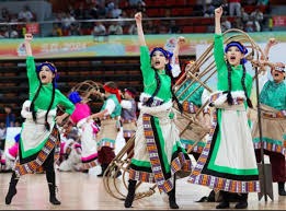 C罗社媒宣布对AI公司Perplexity进行投资，后者估值200亿美元