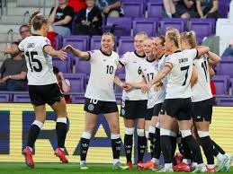 新星闪耀！摩根·罗杰斯破门获名宿称赞，或成三狮军团中场核心